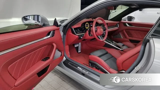 Porsche 911(992) id 3241288 из Кореи 20
