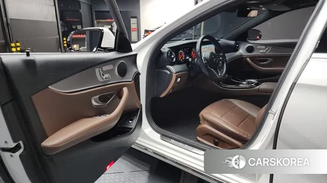 Mercedes-Benz E-Class W213 id 3408060 из Кореи 20