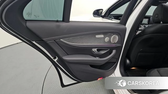 Mercedes-Benz E-Class W213 id 3922493 из Кореи 20