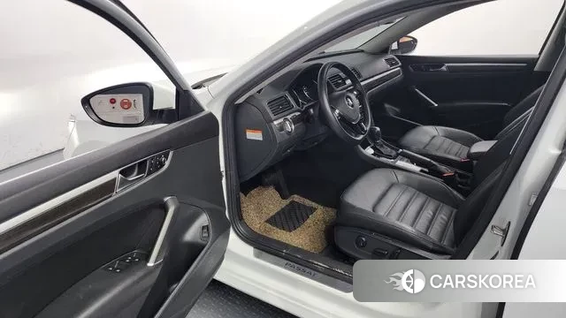 Volkswagen The New Passat id 3183038 из Кореи 20