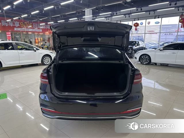 Volkswagen Lavida id 4299425 из Китая 18