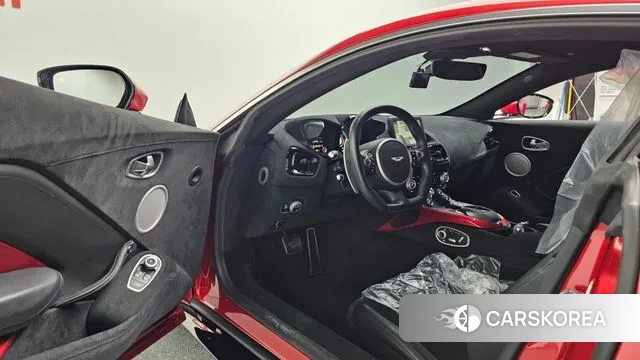 Aston Martin Vantage 2nd Generation id 3612467 из Кореи 20