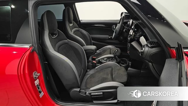 Mini Cooper S id 4243215 из Кореи 31