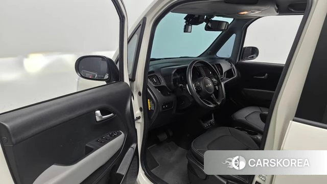Kia The New Kia Ray EV id 4499847 из Кореи 36