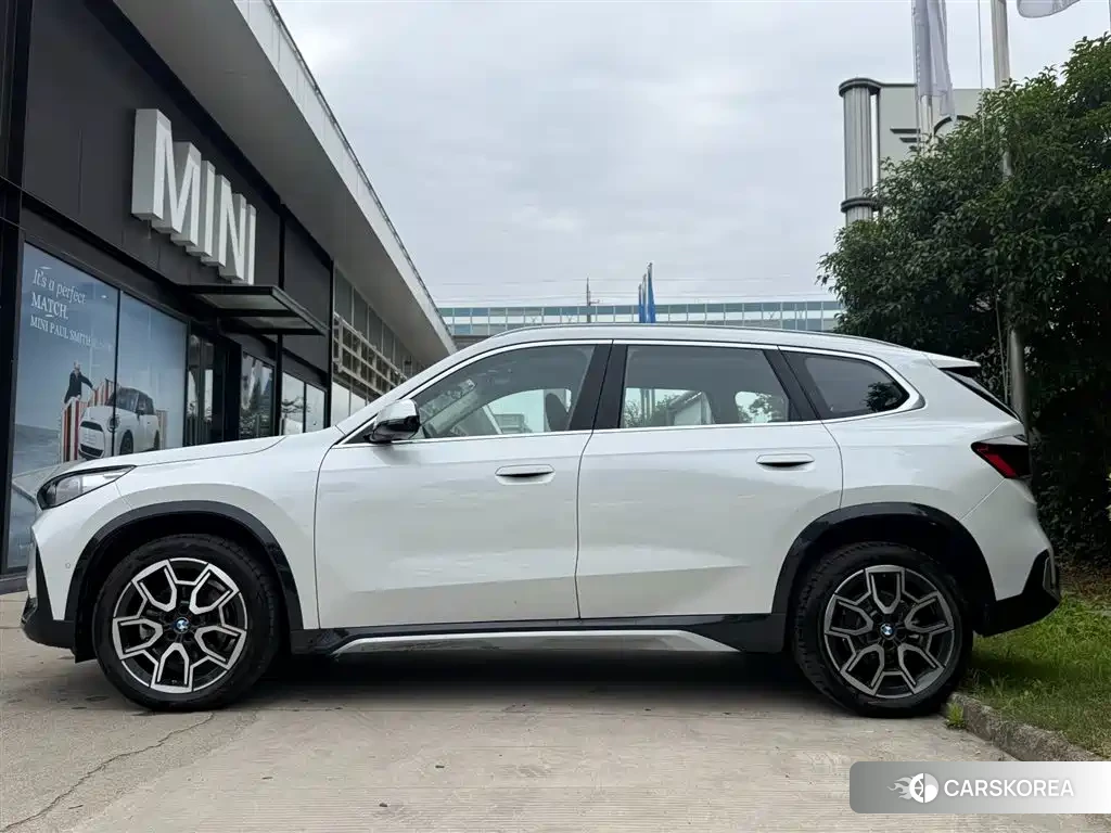 BMW X1 id 4578330 из Китая 16
