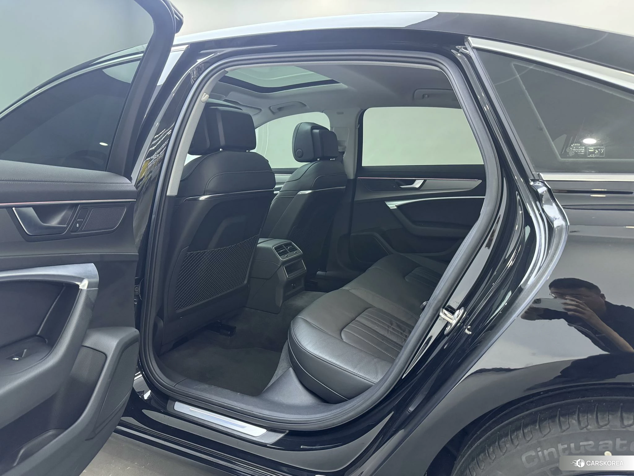 Audi A6L id 4510890 из Китая 20
