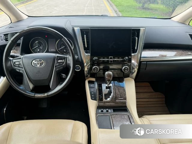 Toyota Elfa id 4365949 из Китая 18