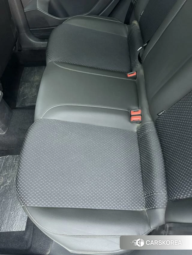 Volkswagen Exploring the shadow id 4367459 из Китая 16