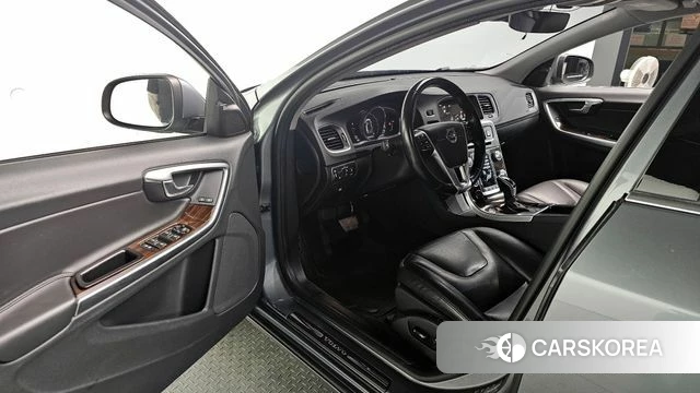 Volvo S60 id 4339707 из Кореи 32