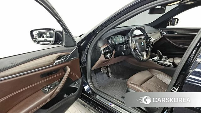 BMW 5 Series (G30) id 3937205 из Кореи 20