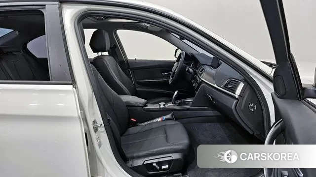 BMW 3 Series (F30) id 3397105 из Кореи 20