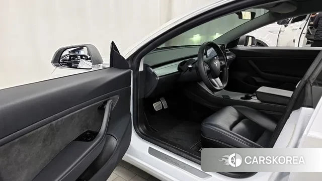 Tesla Model 3 id 3319082 из Кореи 20