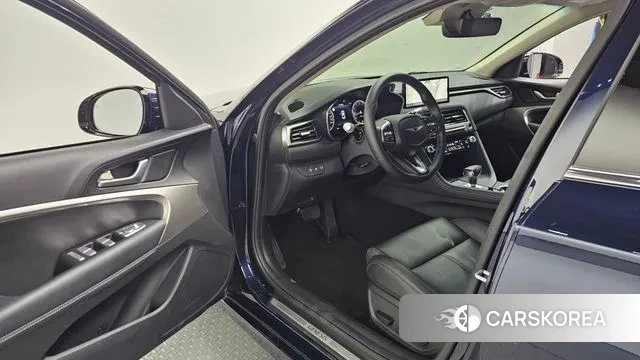 Genesis The New G70 id 3585949 из Кореи 20