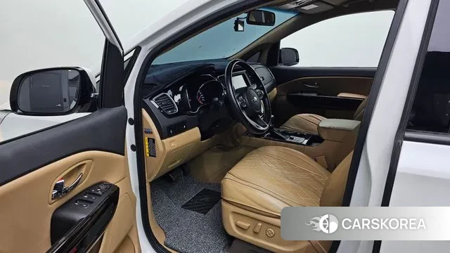 Kia The New Carnival id 3717887 из Кореи 20