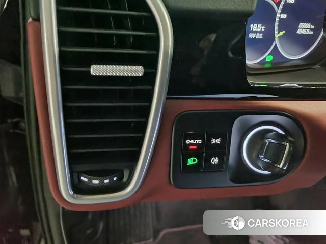 Porsche Cayenne (PO536) id 3899042 из Кореи 14