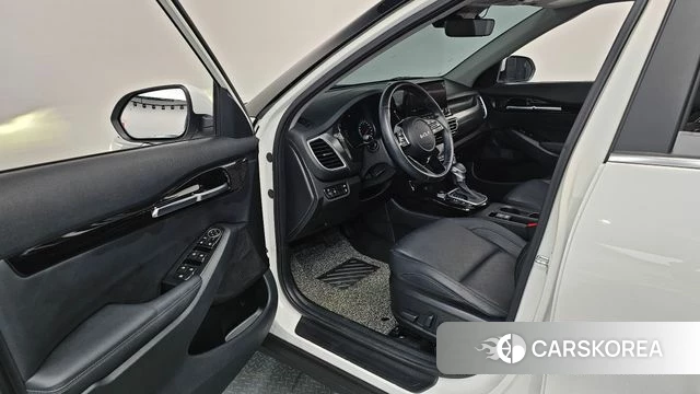 Kia Seltos id 4871982 из Кореи 34