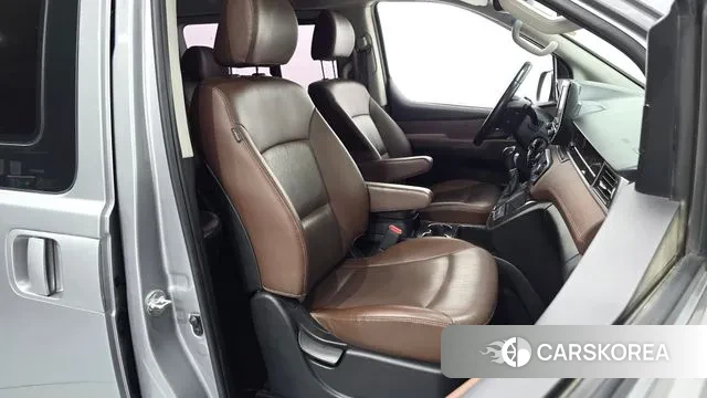 Hyundai The New Grand Starex id 3024627 из Кореи 20