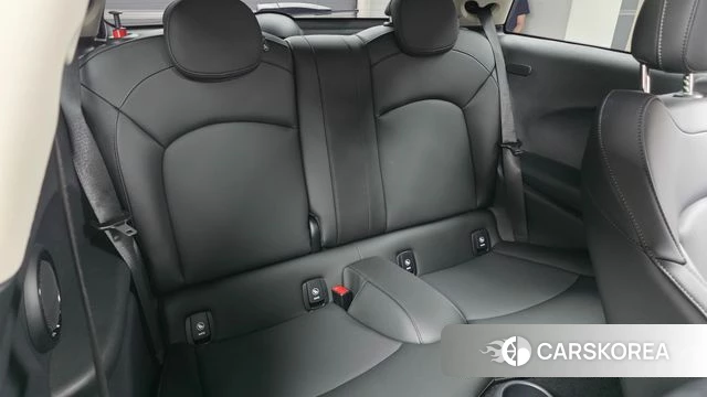 Mini Cooper S id 4651153 из Кореи 30