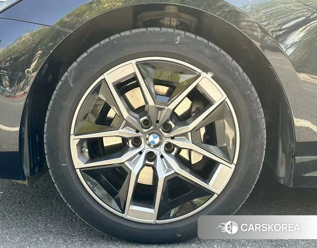 BMW 5 series id 4256899 из Китая 22
