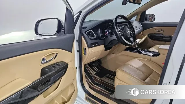 Kia The New Carnival id 3646926 из Кореи 20