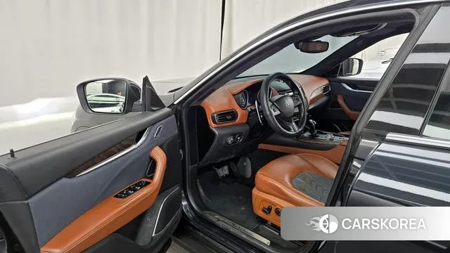 Maserati Levante id 3526459 из Кореи 20
