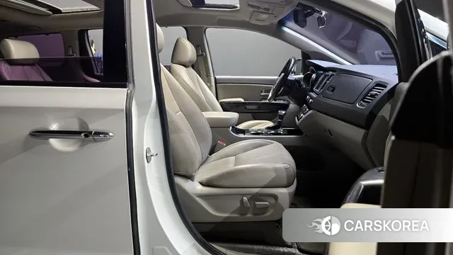 Kia The New Carnival id 3766682 из Кореи 20