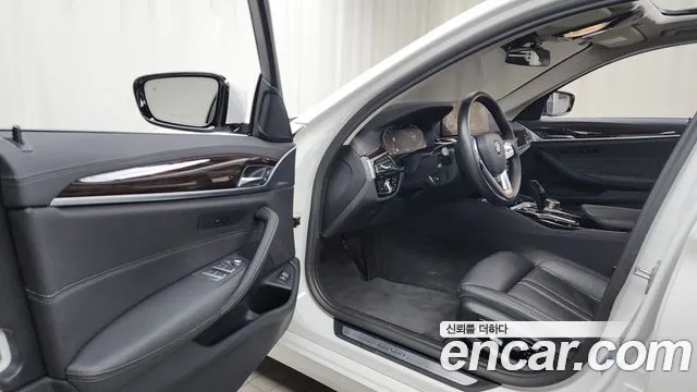 BMW 5 Series (G30) id 2693683 из Кореи 20