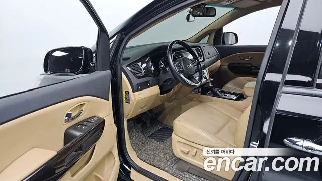 Kia The New Carnival id 2253733 из Кореи 20