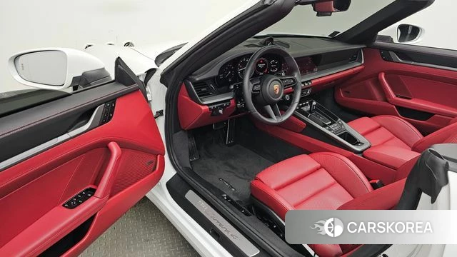 Porsche 911(992) id 4617668 из Кореи 20