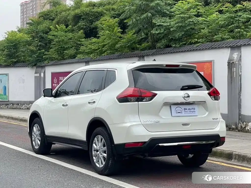 Nissan Qijun id 4654634 из Китая 19