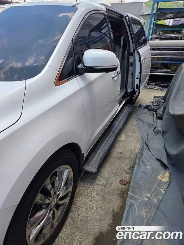 Kia All New Carnival id 2850743 из Кореи 11