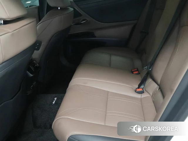 Lexus ES300h 7th generation id 4719702 из Кореи 14