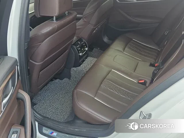 BMW 5 Series (G30) id 3060510 из Кореи 11