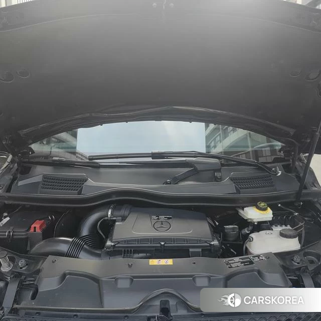 Mercedes-Benz V-class id 4264699 из Китая 17