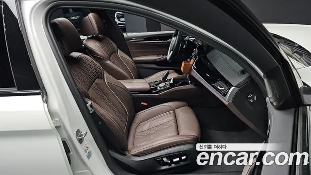 BMW 5 Series (G30) id 2676928 из Кореи 20