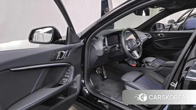 BMW 1 Series (F40) id 3596105 из Кореи 20