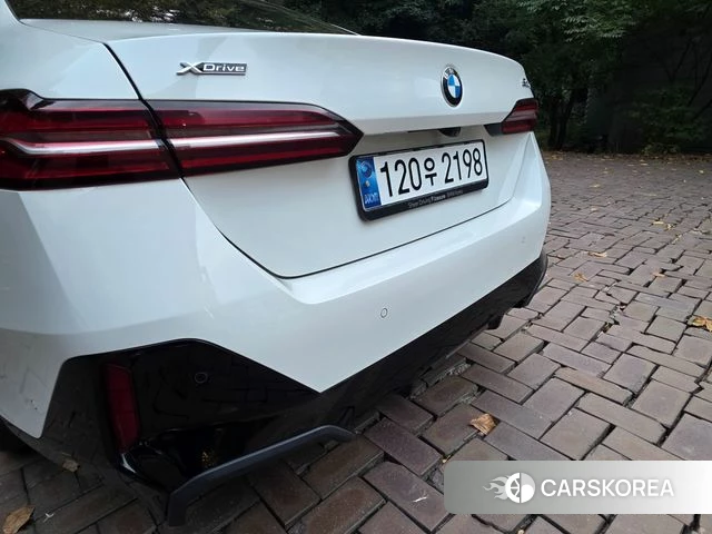BMW 5 Series (G60) id 4934980 из Кореи 14