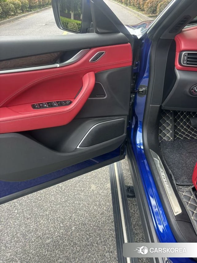 Maserati Levante id 4214000 из Китая 27