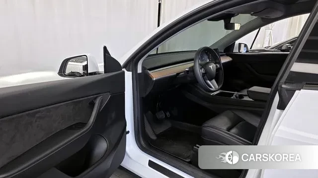 Tesla Model Y id 3395321 из Кореи 20