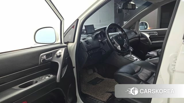 Ssangyong Korando Turismo id 4543603 из Кореи 31
