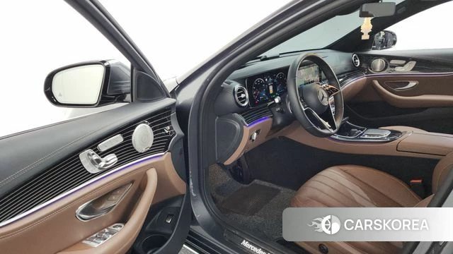 Mercedes-Benz E-Class W213 id 4632143 из Кореи 38