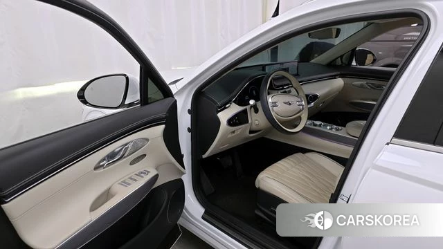 Genesis GV70 id 3832770 из Кореи 20