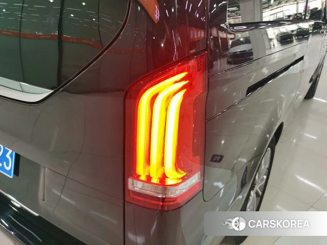Mercedes-Benz V-class id 3908325 из Китая 31