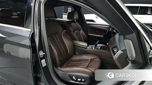 BMW 5 Series (G30) id 3023780 из Кореи 20