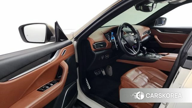 Maserati Levante id 4233048 из Кореи 20
