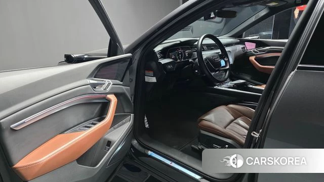 Audi e-Tron id 3897783 из Кореи 20