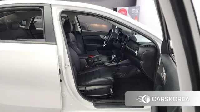 Kia Come New K3 id 3059861 из Кореи 20