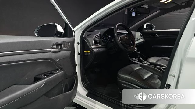 Hyundai Avante AD id 4865490 из Кореи 33