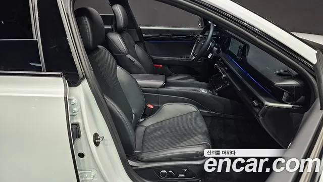 Hyundai Grandeur (GN7) id 2600260 из Кореи 20