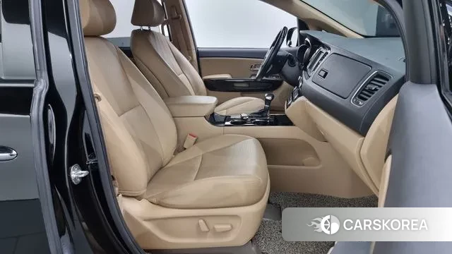 Kia The New Carnival id 2902752 из Кореи 20